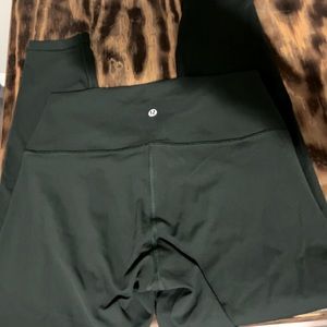 Lululemon leggings